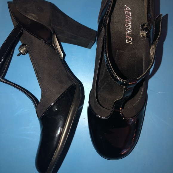 NEW Comfortable heels. GREAT FOR WORK - Picture 3 of 4